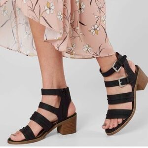 Solely Black by BKE Strappy Sandals 11M